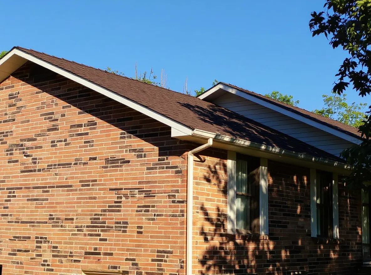 Roof of a home in Kingston, job photo: free estimate for a residential roof repair